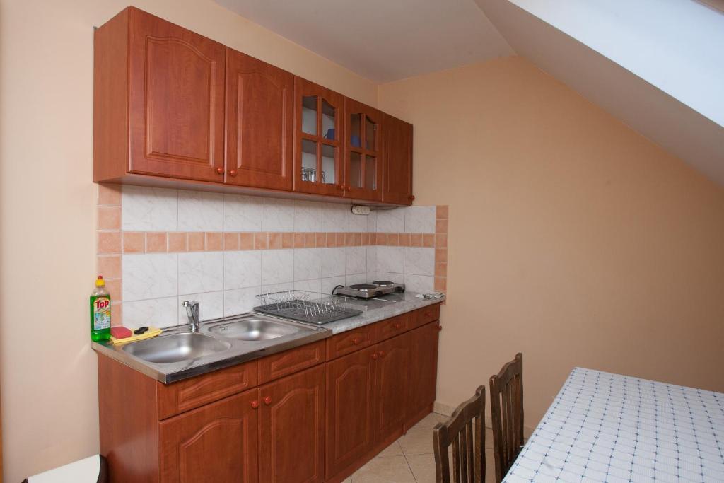 Paratlan Apartmanhaz Szilvásvárad Værelse billede
